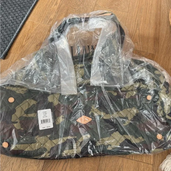 MZ Wallace Green Camouflage Jim Quilted Bag - Picture 2 of 7